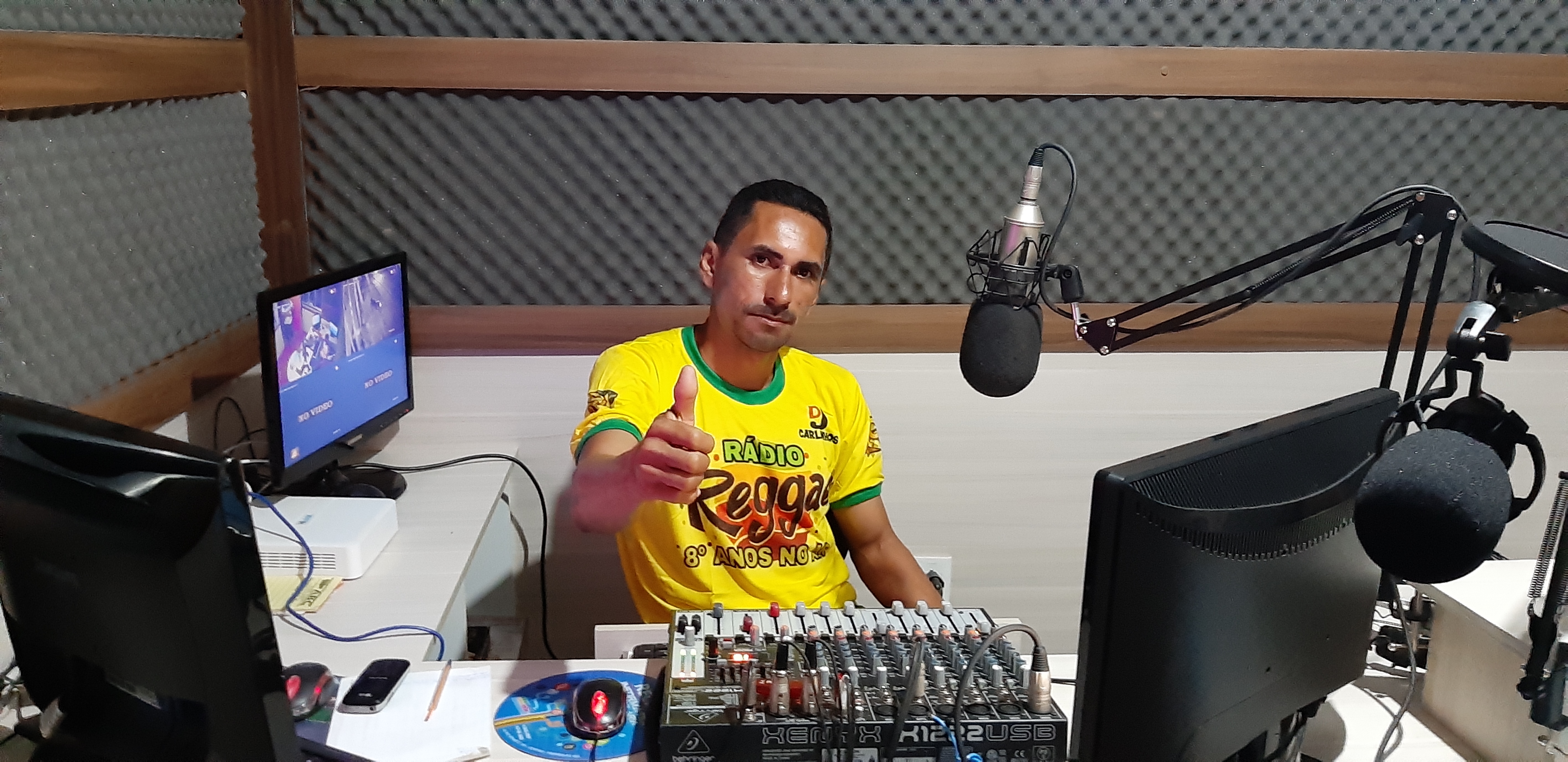 CARLOS EDUARDO 